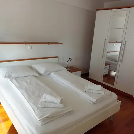 New! Coplex In Near The Sea