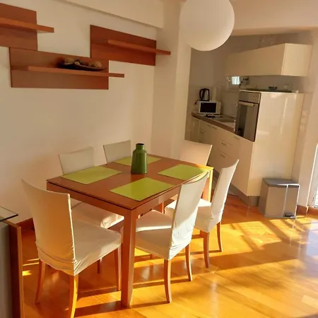Гостьовий будинок New! Coplex In Near The Sea