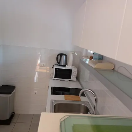 Гостьовий будинок New! Coplex In Near The Sea Макарська